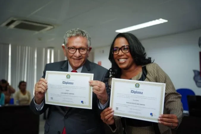 Diplomação do prefeito Luiz Caetano e vereadores eleitos de Camaçari no Fórum Clemente Mariani.