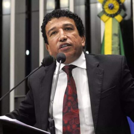Senador Magno Malta critica decreto de Lula sobre o uso da força policial no Brasil