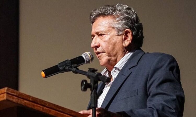 "Luiz Caetano e Pastora Déa durante anúncio do secretariado em Camaçari