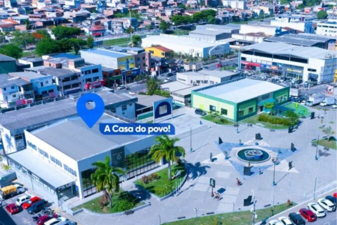 Prédio da Câmara Municipal de Simões Filho sob ameaça.