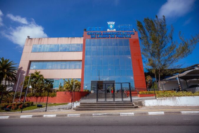 "Prefeitura de Lauro de Freitas anuncia suspensão do Carnaval 2025.