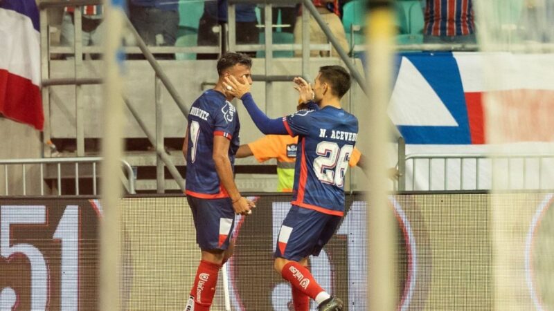 Ceará cai na Fonte Nova e Bahia assume ponta do Nordestão