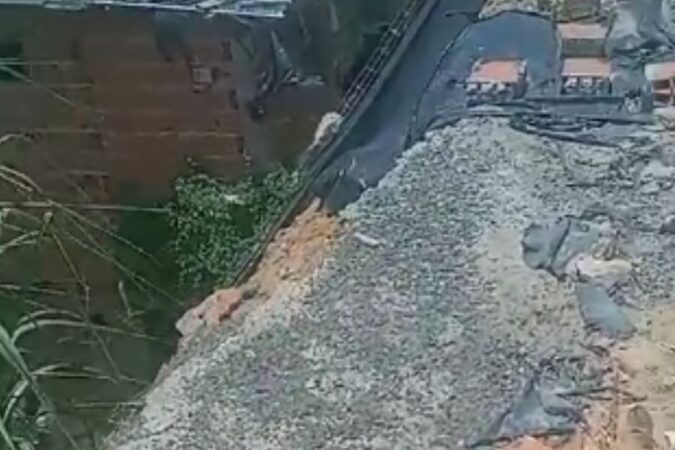 Moradores denunciam abandono na Rua dos Desabrigados