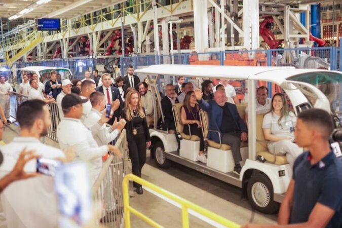 Presidente Lula inaugura linhas industriais inovadoras em Minas Gerais