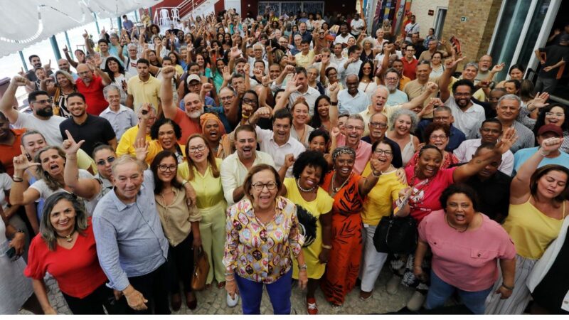 Lídice da Mata sinaliza candidatura à reeleição em 2026