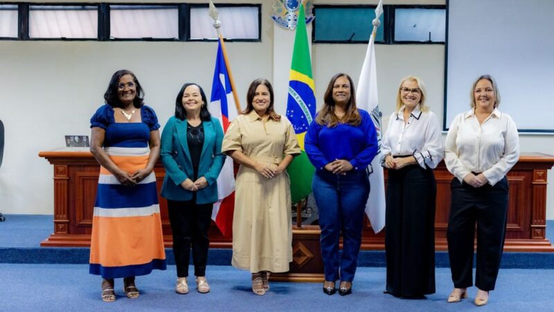 Mulheres na Política em Simões Filho: Legado de Luta e Inspiração