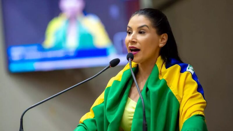 Vereadora bolsonarista faz comentário odioso sobre papa