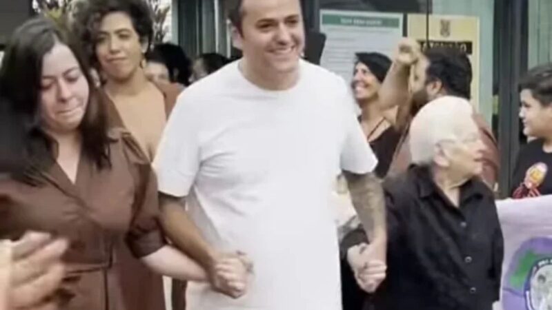 Glauber Braga encerra greve de fome após acordo com presidente da Câmara