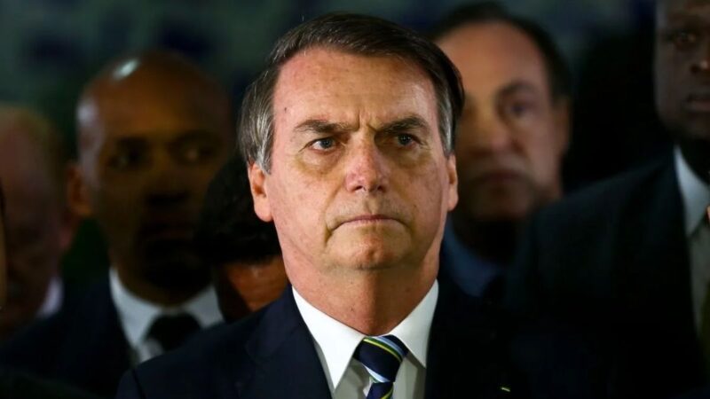 Pesquisa revela como brasileiros avaliam medidas de Moraes contra Bolsonaro