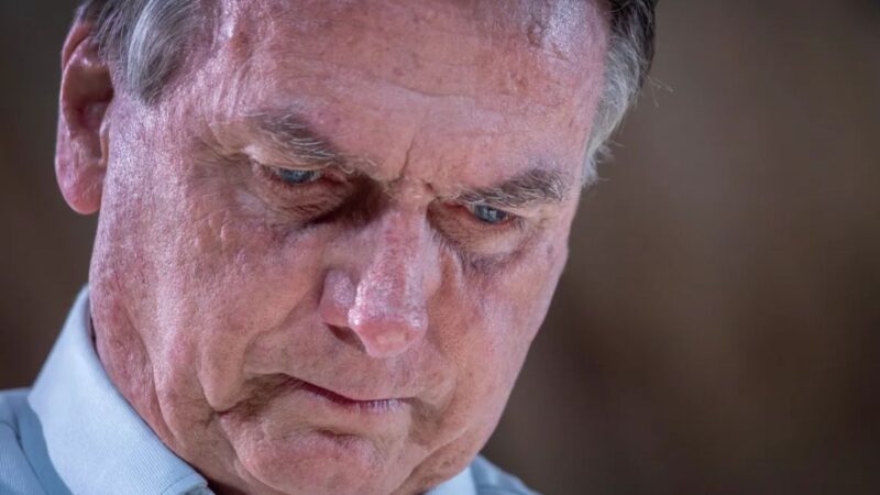 Urgente: Polícia Federal deflagra operação para impor medidas restritivas ao ex-presidente Jair Bolsonaro