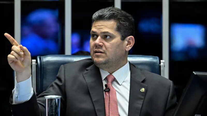 alcolumbre rejeita impeachment moraes