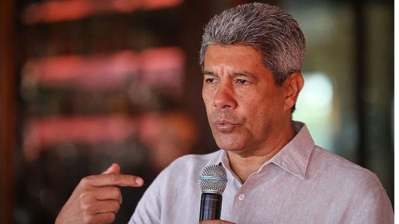 Jerônimo Rodrigues afirma que ACM Neto saiu do armário político e assumiu apoio a Bolsonaro