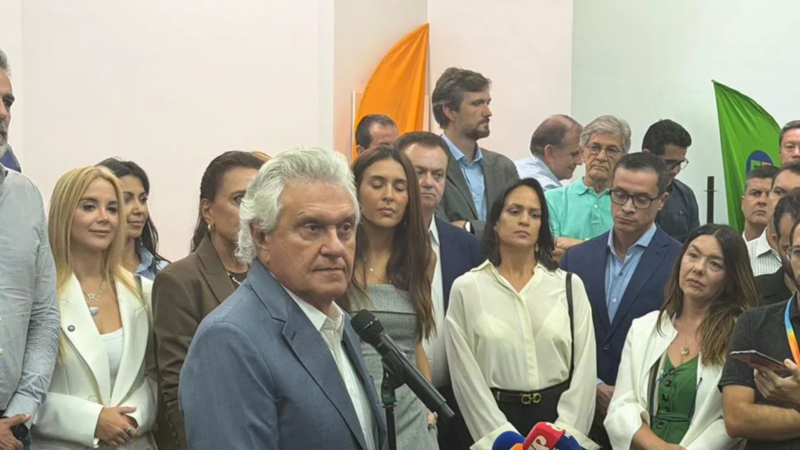 Ronaldo Caiado durante discurso defendendo experiência política em pré-candidatura