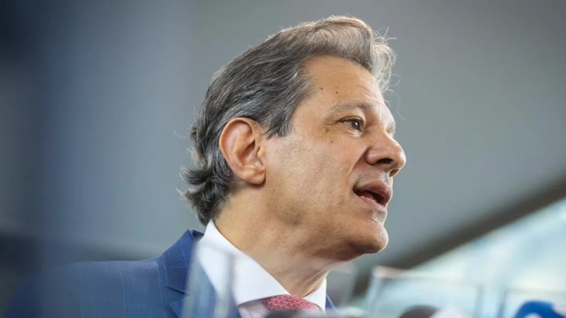 Fernando Haddad durante entrevista sobre cenário político e econômico de São Paulo