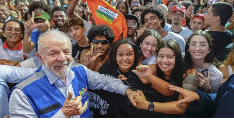 Lula sanciona novo Plano Nacional de Educação com metas para os próximos dez anos