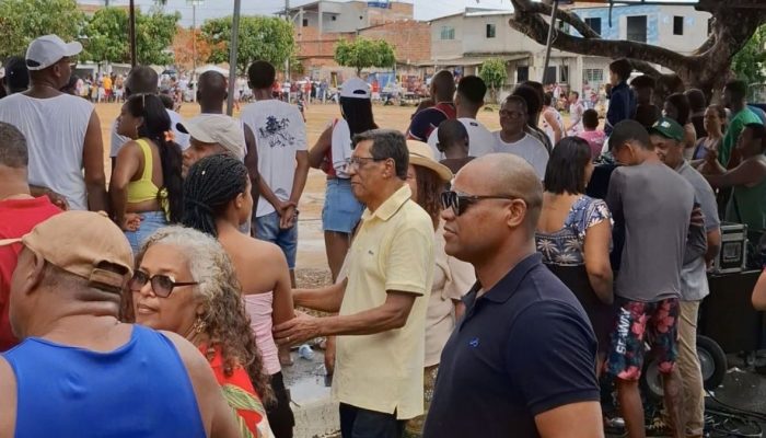 Edson Almeida marca presença na abertura da Copa Cia 2025 sob chuva e expectativa judicial