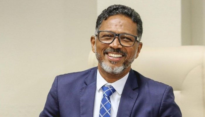 Vereador Eri Costa falta a entrevista no PodPensar, mas programa mantém audiência