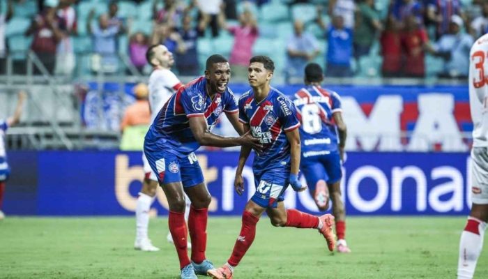 Jogadores do Bahia comemoram gol na goleada sobre o América-RN na Copa do Nordeste