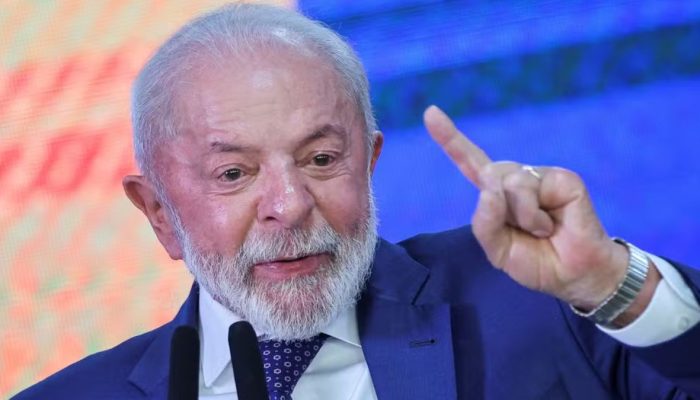 Lula em destaque durante pesquisa eleitoral que mostra liderança na Bahia
