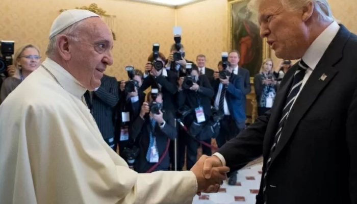 Papa Francisco e o presidente dos Estados Unidos, Donald Trump, durante audiência no Vaticano. Foto: Reuters