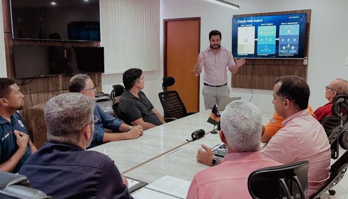 Sistema de câmeras com inteligência artificial em Lauro de Freitas para segurança pública