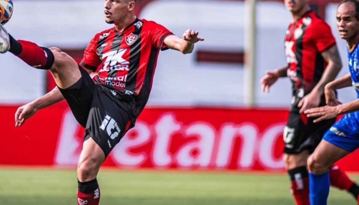 Vitória vence Jequié e avança no Campeonato Baiano