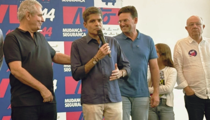 ACM Neto discursa durante convenção do União Brasil em Salvador