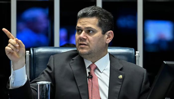 alcolumbre rejeita impeachment moraes