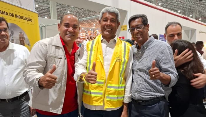 Bombeiro Mota participou da inauguração do novo centro do Mercado Livre em Simões Filho, que vai gerar mais de 6 mil empregos e fortalecer a economia local.