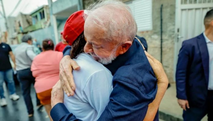 Lula vence no 2º Turno todos os advbersários