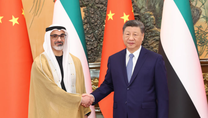 Xi Jinping apresenta proposta de paz e reforça papel da China no Oriente Médio